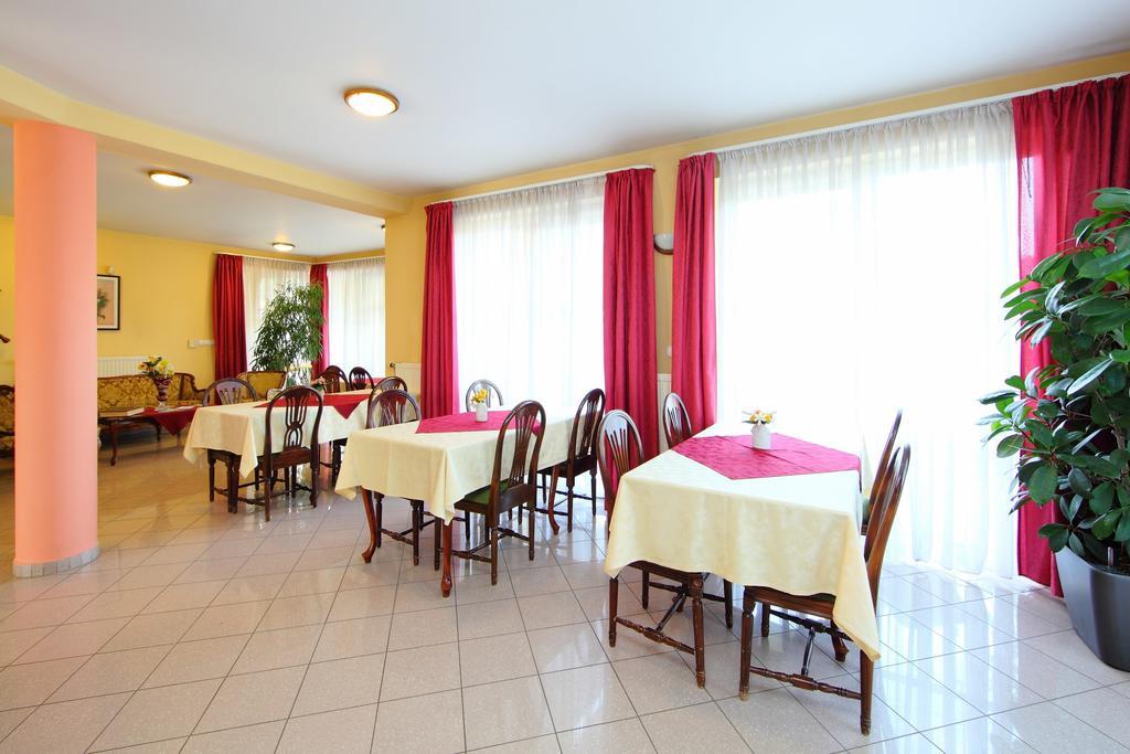 Balazs Villa Balatonfured Bagian luar foto