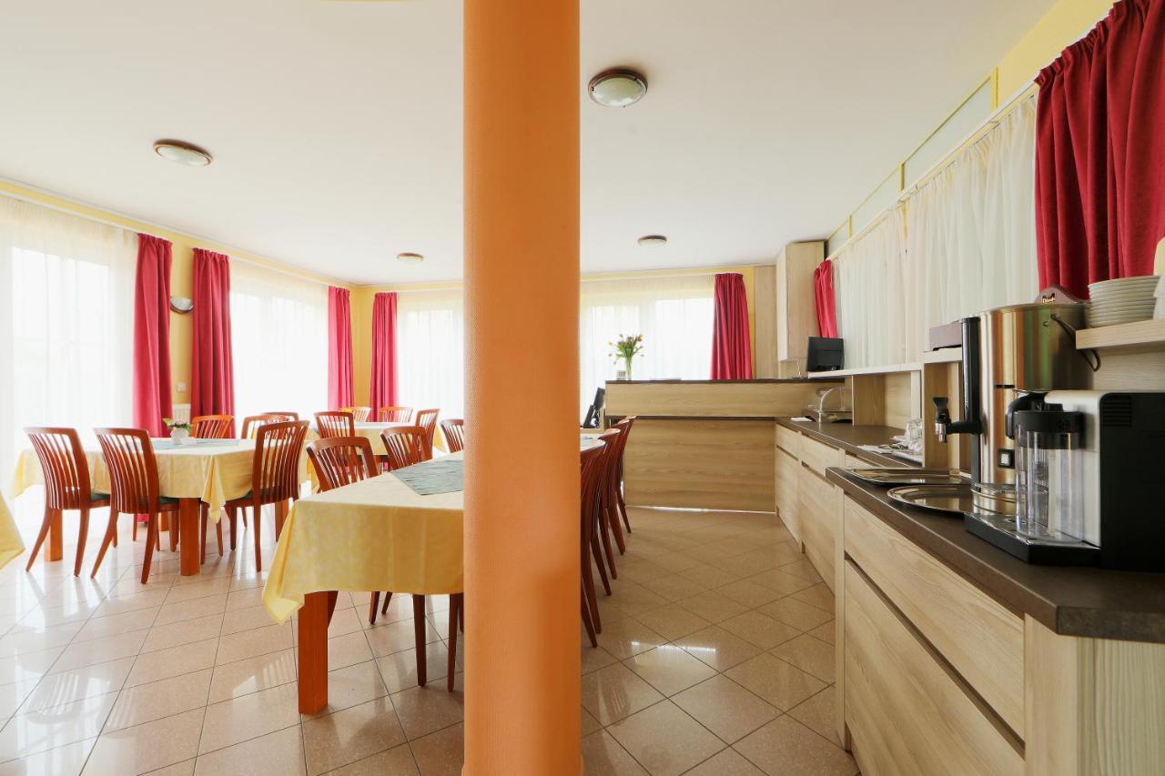 Balazs Villa Balatonfured Bagian luar foto